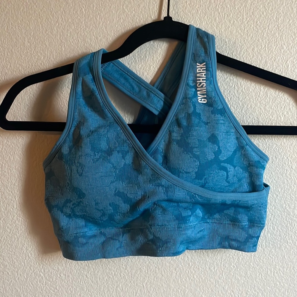 Gymshark adapt camo sports bra